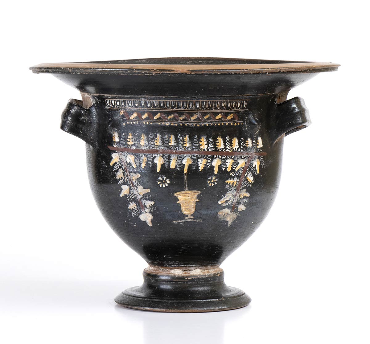 APULIAN BELL KRATER IN GNATHIA STYLE Laurel Spray Group, ca. 350 - 325 BC