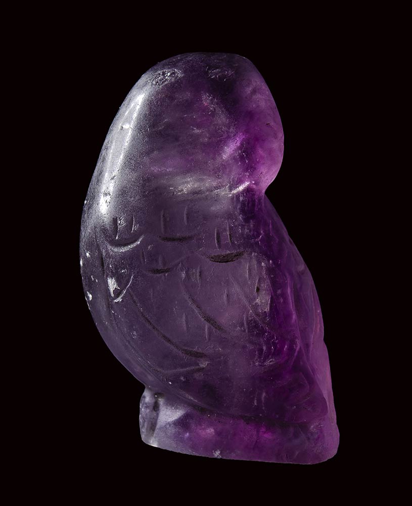 A rare eastern greek fluorite carved idol. Owl. - Image 6 of 10