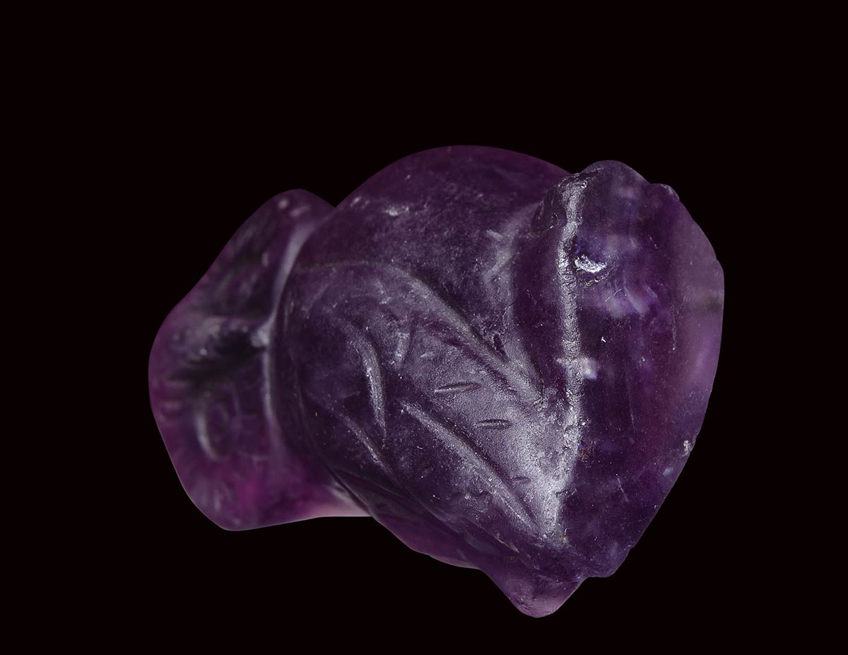 A rare eastern greek fluorite carved idol. Owl. - Image 10 of 10