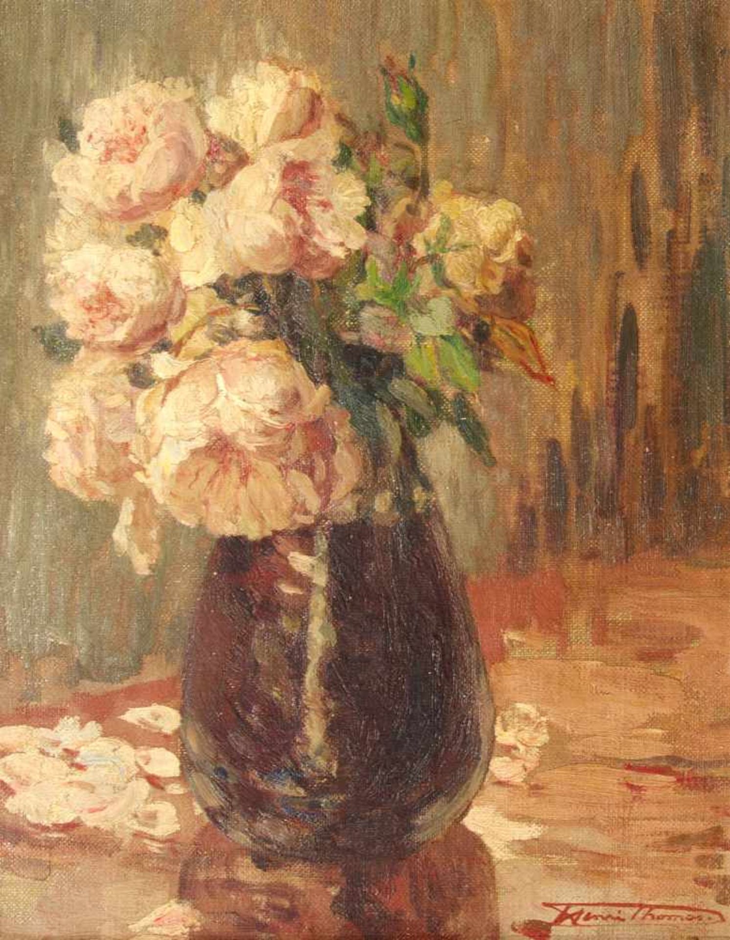 HENRI THOMAS (1878-1975)Le vase de rosesHuile sur toile signée en bas à droite. Ecole belge