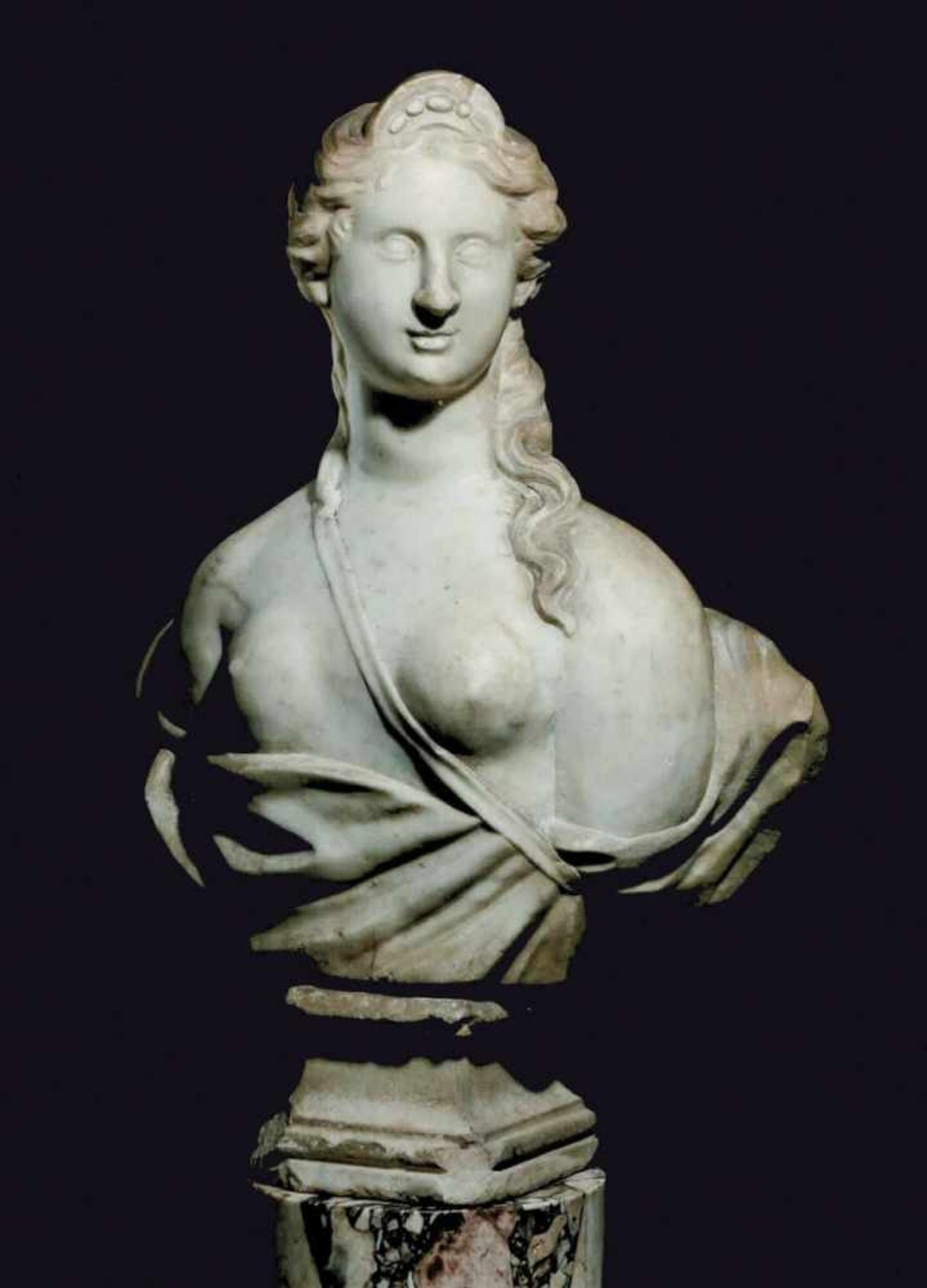 LORENZO MERLINI (1666-p.1739), entourageBuste de DianeEn marbre blanc statuaire, la tête