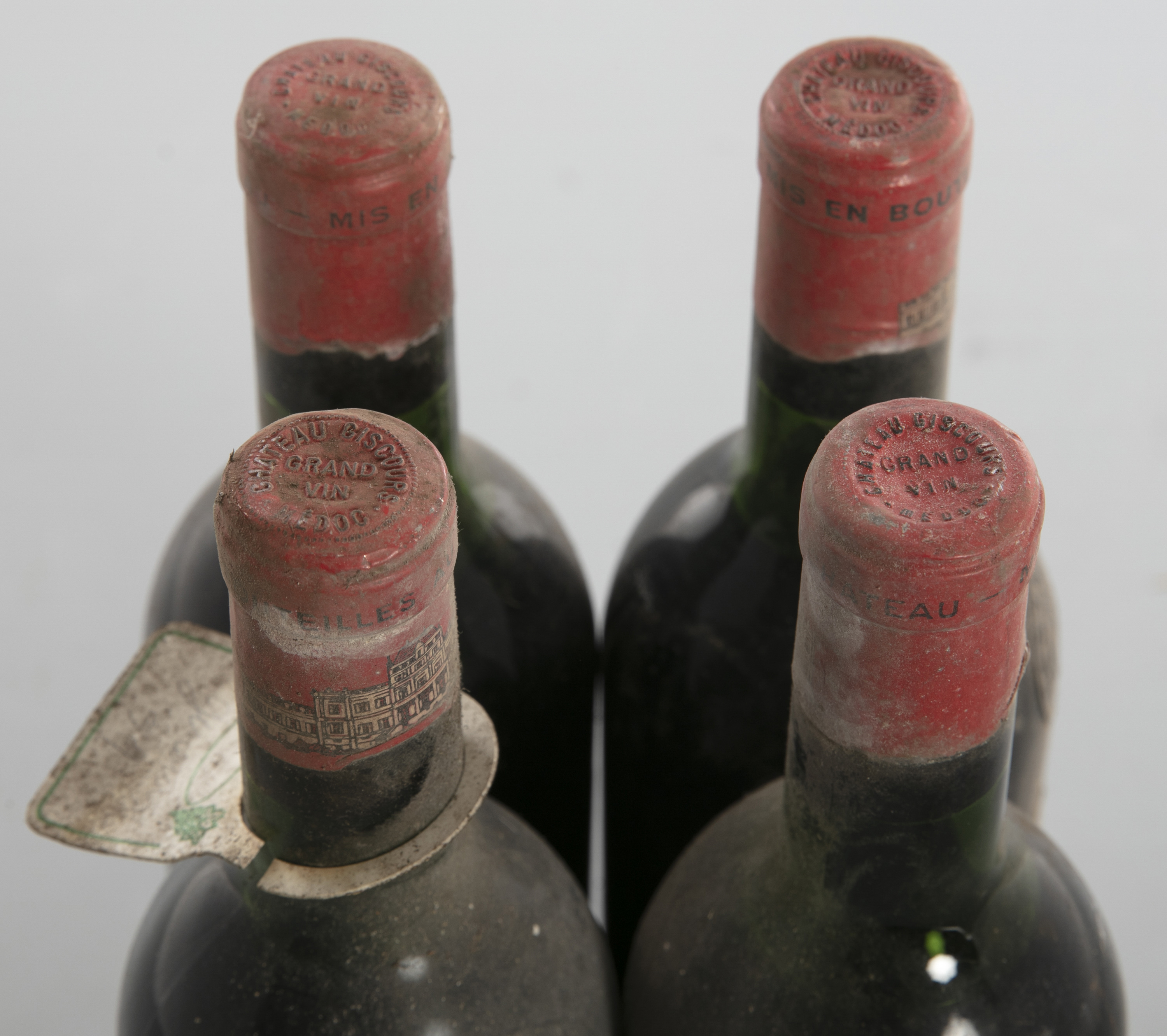 CHATEAUX GISCOURS Margaux 1959 Four bottles Worn label, fair capsules, high shoulder From the Cellar - Image 6 of 12