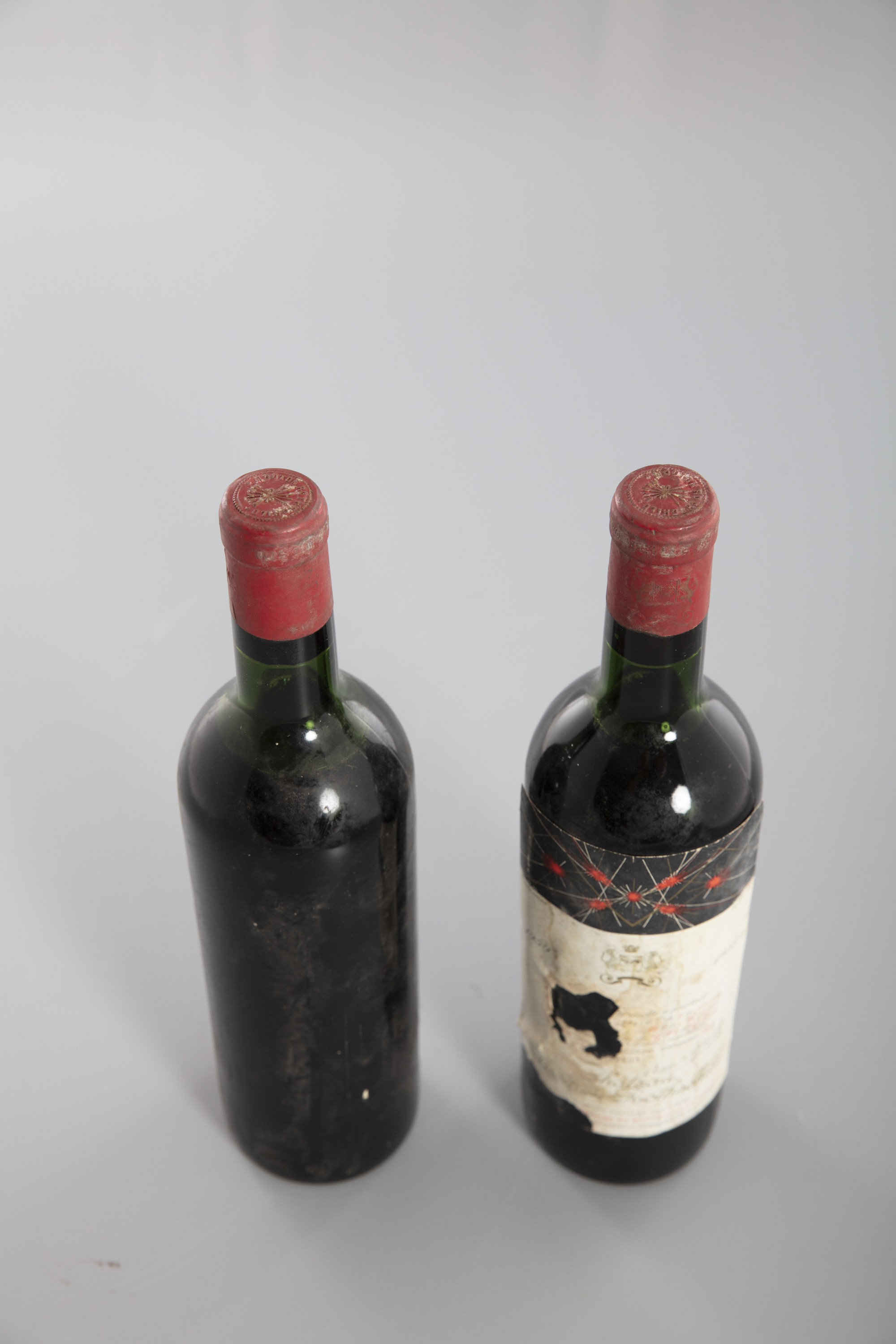 CHATEAU MOUTON ROTHSCHILD Pauillac, 1959 1 bottle and one unmarked - Image 2 of 7