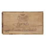 CHATEAU MOUTON ROTHSCHILD Pauillac, 1982 12 bottles In original wooden case