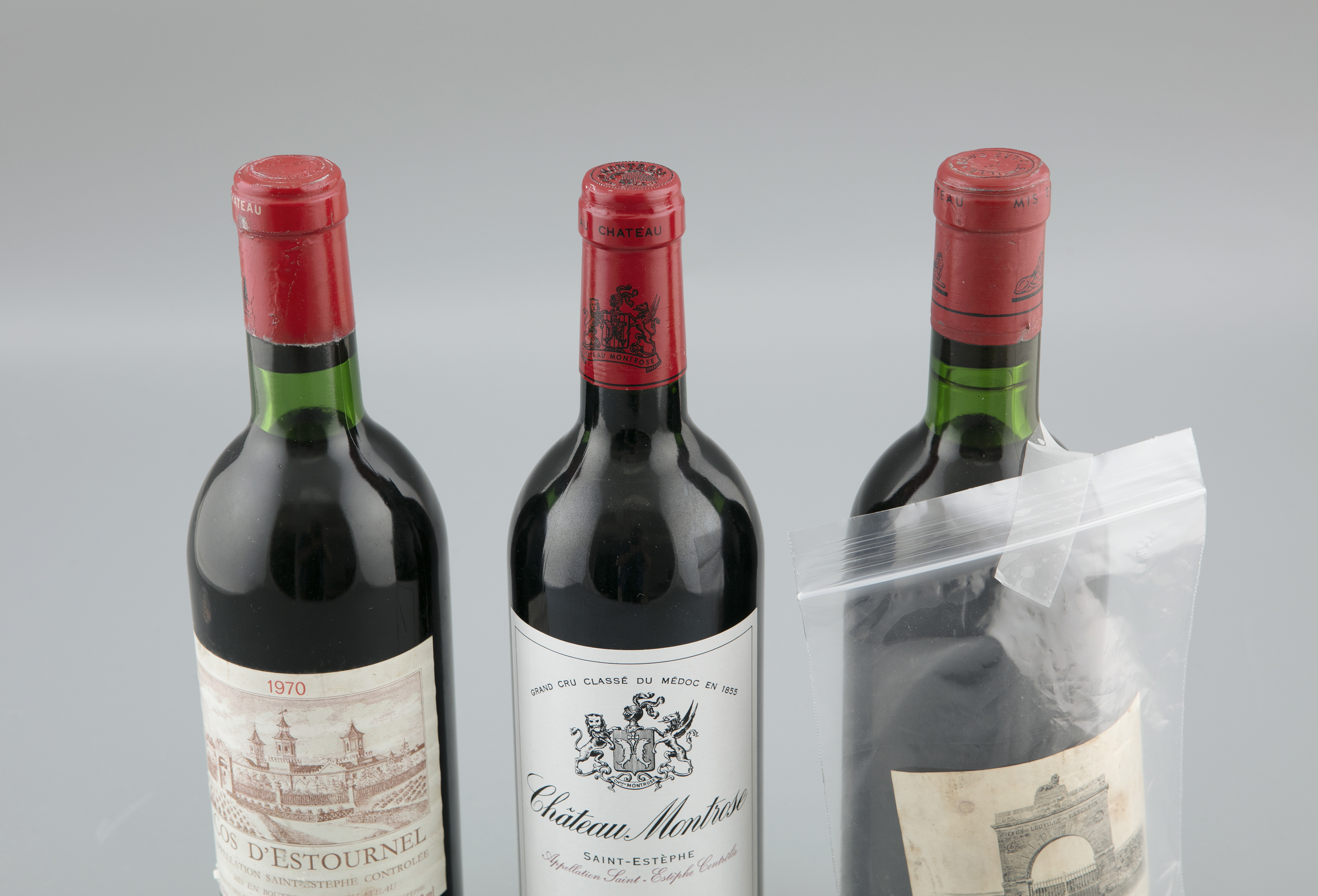 CHATEAU MONTROSE Saint Esteph, 1996 1 bottle CHATEAU LEOVILLE LAS CASES Saint Julien - Medoc, 1970 1 - Image 3 of 8