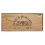 CHATEAU HAUT BRION Pessac, 1989 12 bottles In original wooden case