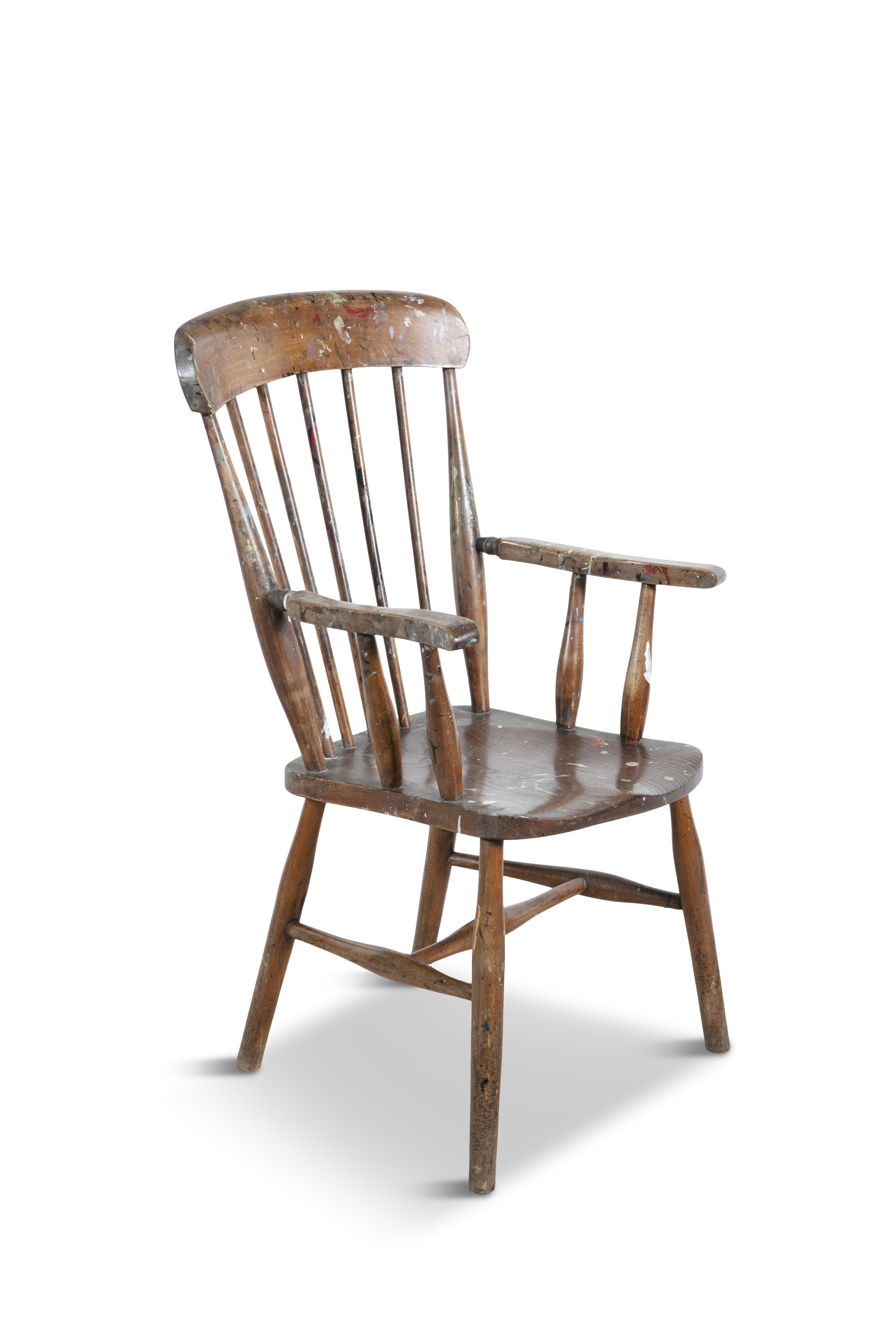 A BEACH AND ELMWOOD WINDSOR CHAIR, with seven-bar rack, curved top rail and moulded seat, on