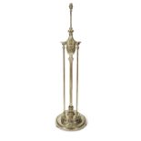 AN EDWARDIAN POLISHED BRASS STANDARD LAMP. 132cm high