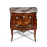 A CONTINENTAL 18TH CENTURY KINGWOOD AND MARQUETRY BOMBÉ SHAPED COMMODE, with moulded pink marble