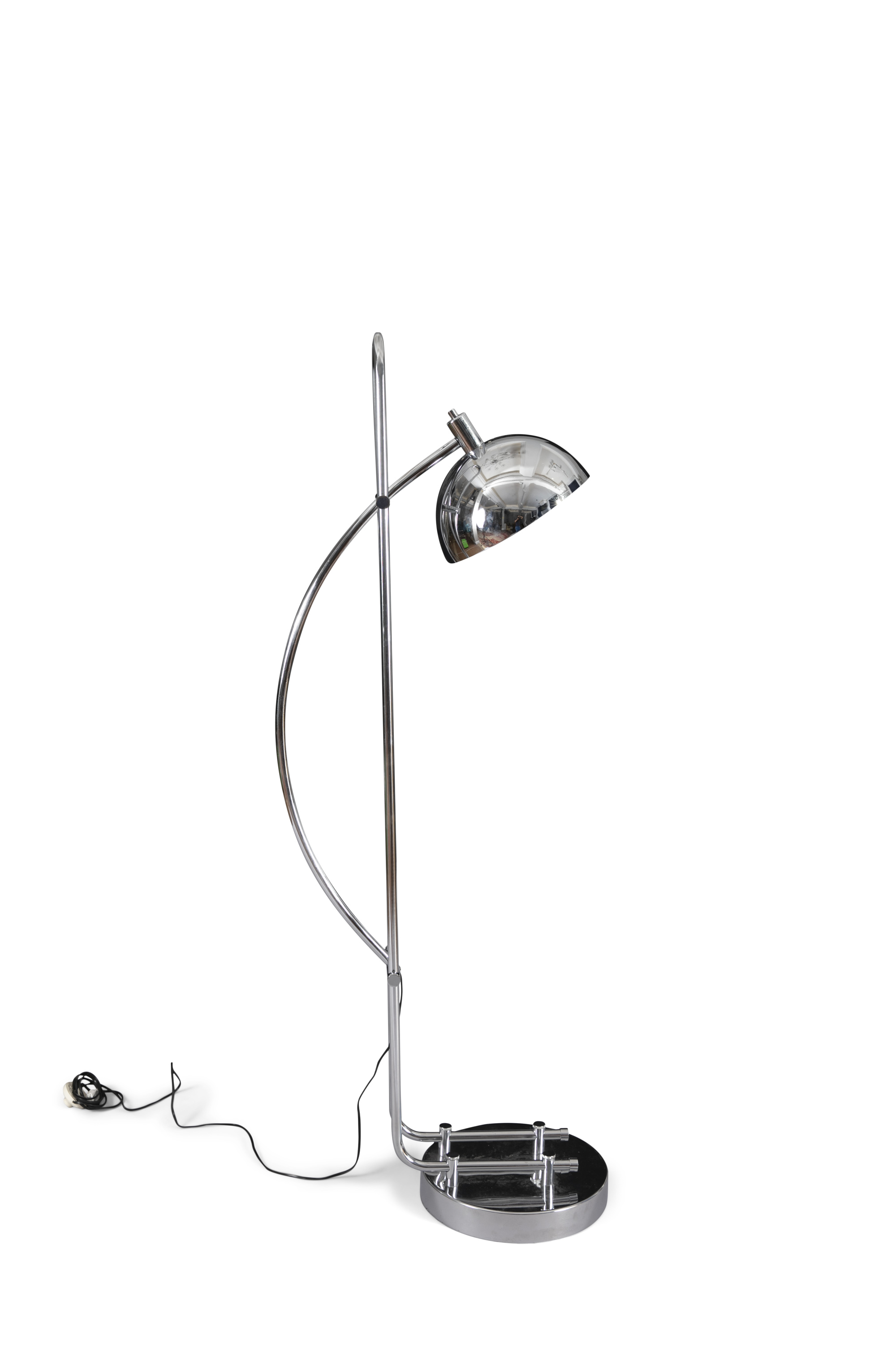 T-PONS A chrome T-Pons Arco floor lamp with adjustable tubular structure. c. 1970. 200 cm (high) - Image 5 of 7