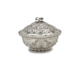 A LARGE IRISH SILVER POT POUREE BOWL AND COVER, Dublin 1916, of circular form with pierced