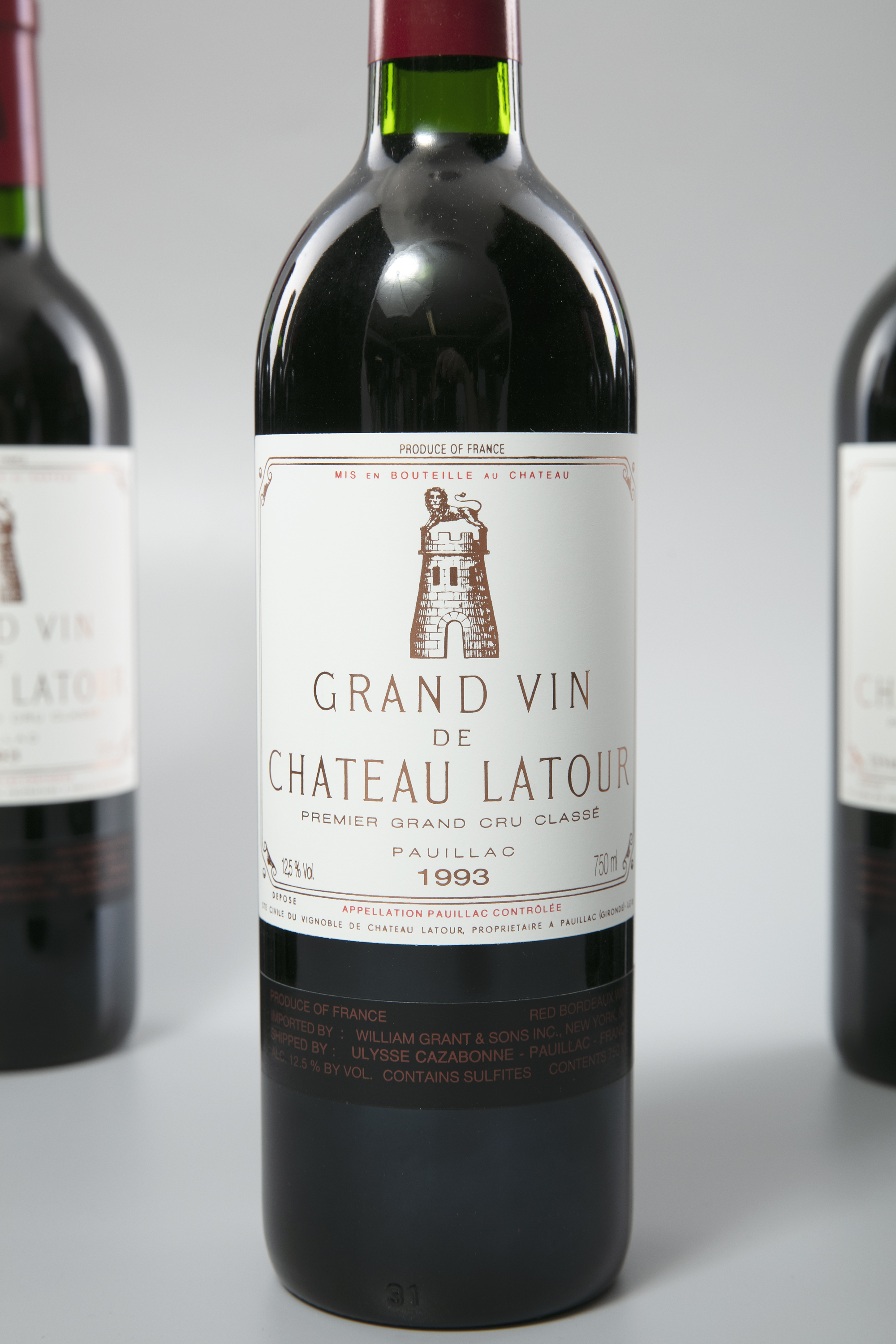 CHATEAU LATOUR Pauillac, 1993 9 bottles - Image 2 of 14