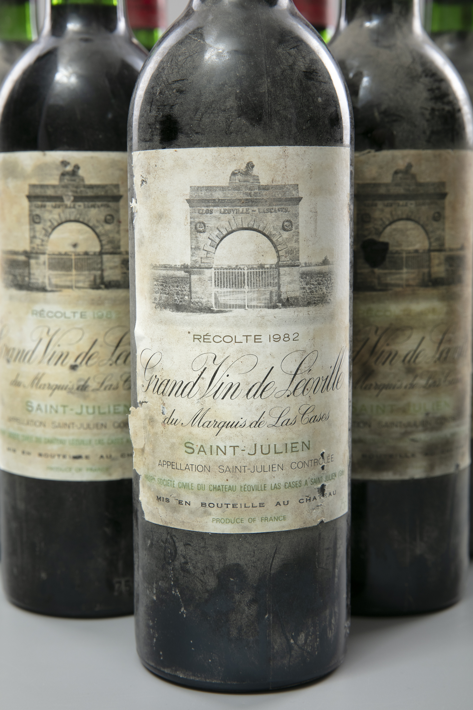 CHATEAU LEOVILLE LAS CASES Saint Julien, 1982 10 bottles - Image 4 of 8