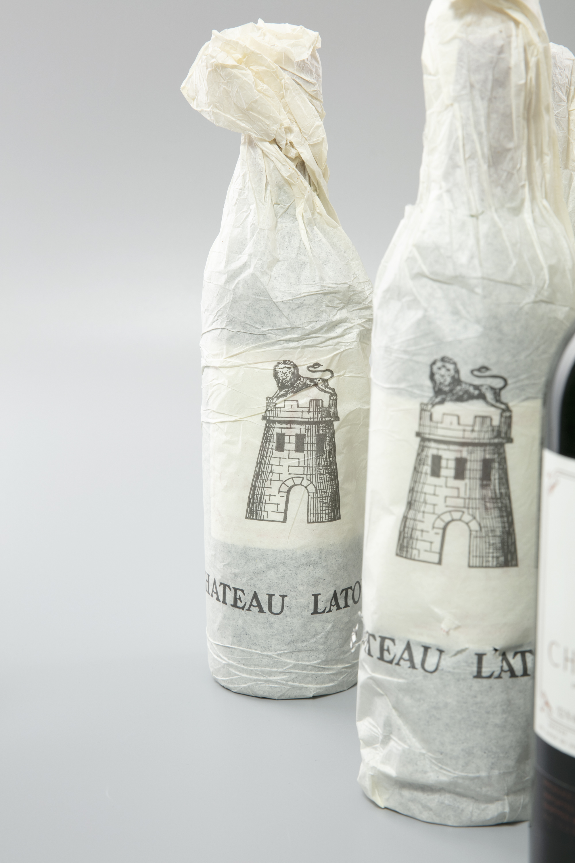 CHATEAU LATOUR Pauillac, 1993 9 bottles - Image 8 of 14