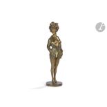 MAURICE MILLIÈRE (1871-1946) La parisienne Sculpture. Épreuve en bronze à patine mordorée. Usures