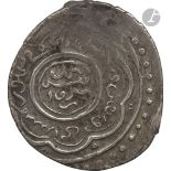 ILKHANIDES 7 dirhams d'argent, certains datés, la plupart au nom de souverains (Tughay Timur,