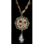 Collier à pendentif floral, Inde du Nord, XIXe siècle Formé d'un pendentif alvéolé présentant une