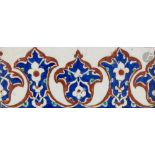 Carreau de bordure, Turquie ottomane, Iznik, seconde moitié du XVIe siècle Carreau de bordure