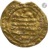 IKHSHIDIDES. Règne d'Al-Mutî' (334-363 H / 946-74). Dinar d'or daté 33( ?)7 H / 948, au nom de al-