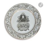 CHINE, Compagnie des Indes - XVIIIe siècle Assiette en porcelaine à décor " Martin Luther " en