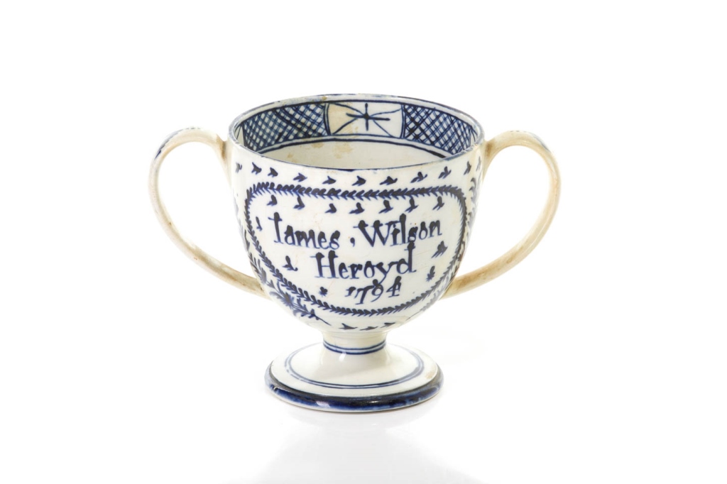 18TH C ENGLISH PEARLWARE TWO HANDLED LOVING CUP - Image 5 of 7