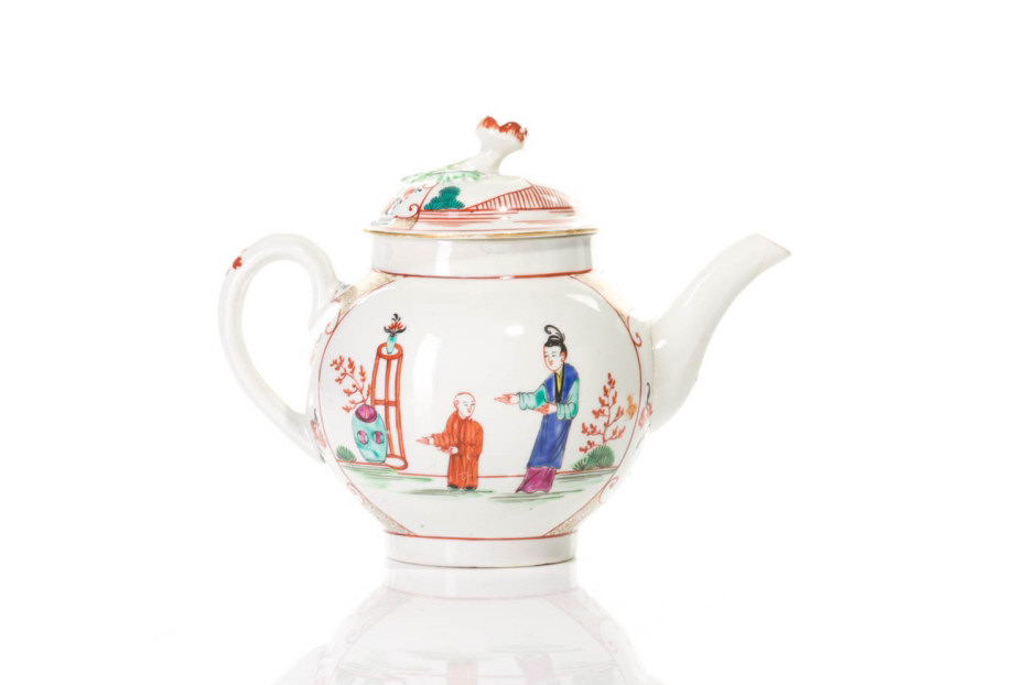 18TH C. DR. WALL WORCESTER CHINOISERIE TEA POT