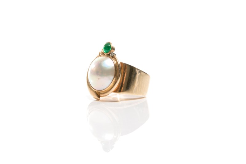 GOLD, PEARL & EMERALD RING, 19.75g - Image 6 of 6