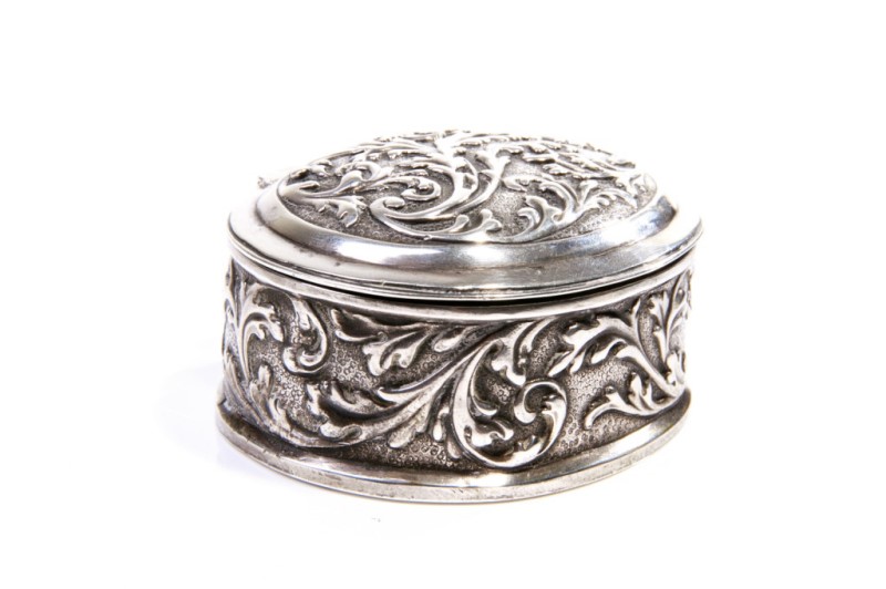 19TH C GERMAN SILVER SNUFF BOX, 117g - Image 2 of 2