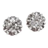 Pendientes dormilonas con brillantes que suman 1,10 ct aprox