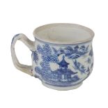 Tacita en porcelana china para la exportación, en azul cobalto, S. XVIII