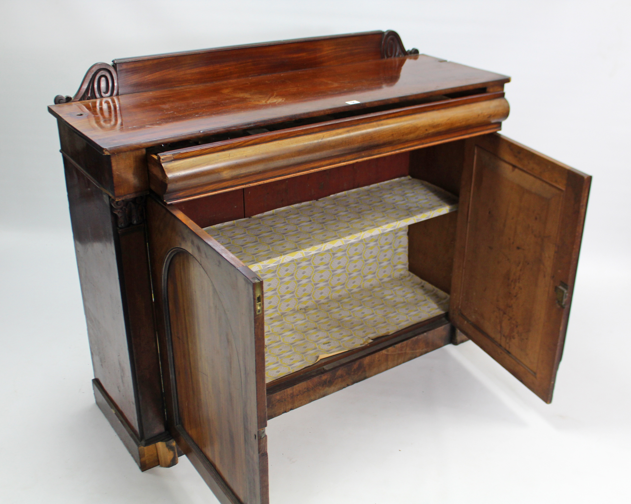 A Victorian mahogany chiffonier (lacking shelf to top), fitted cushion-fronted frieze drawer above - Image 2 of 2