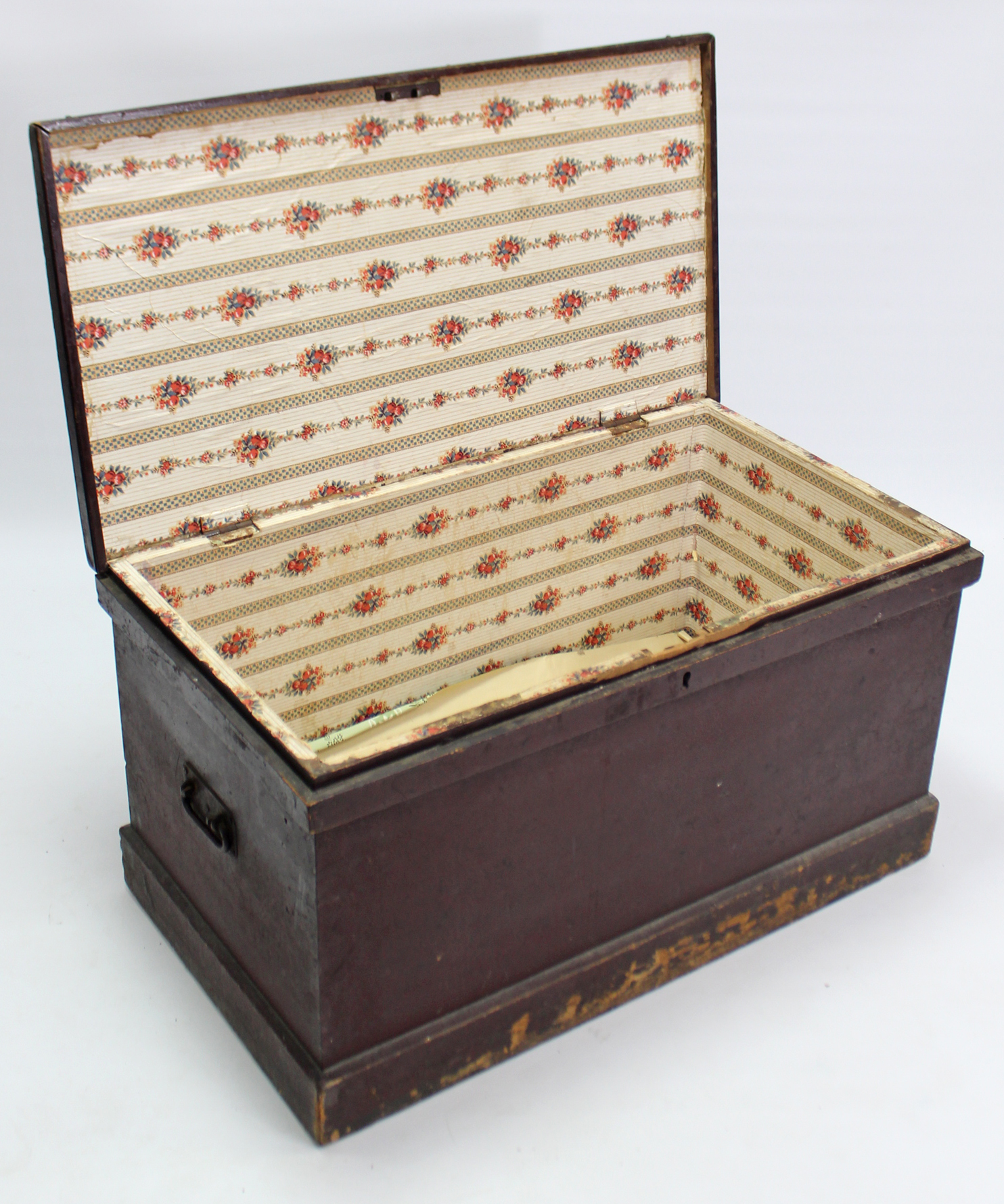A Victorian painted pine storage trunk with hinged lift-lid, wrought-iron side handles, & on - Image 2 of 3
