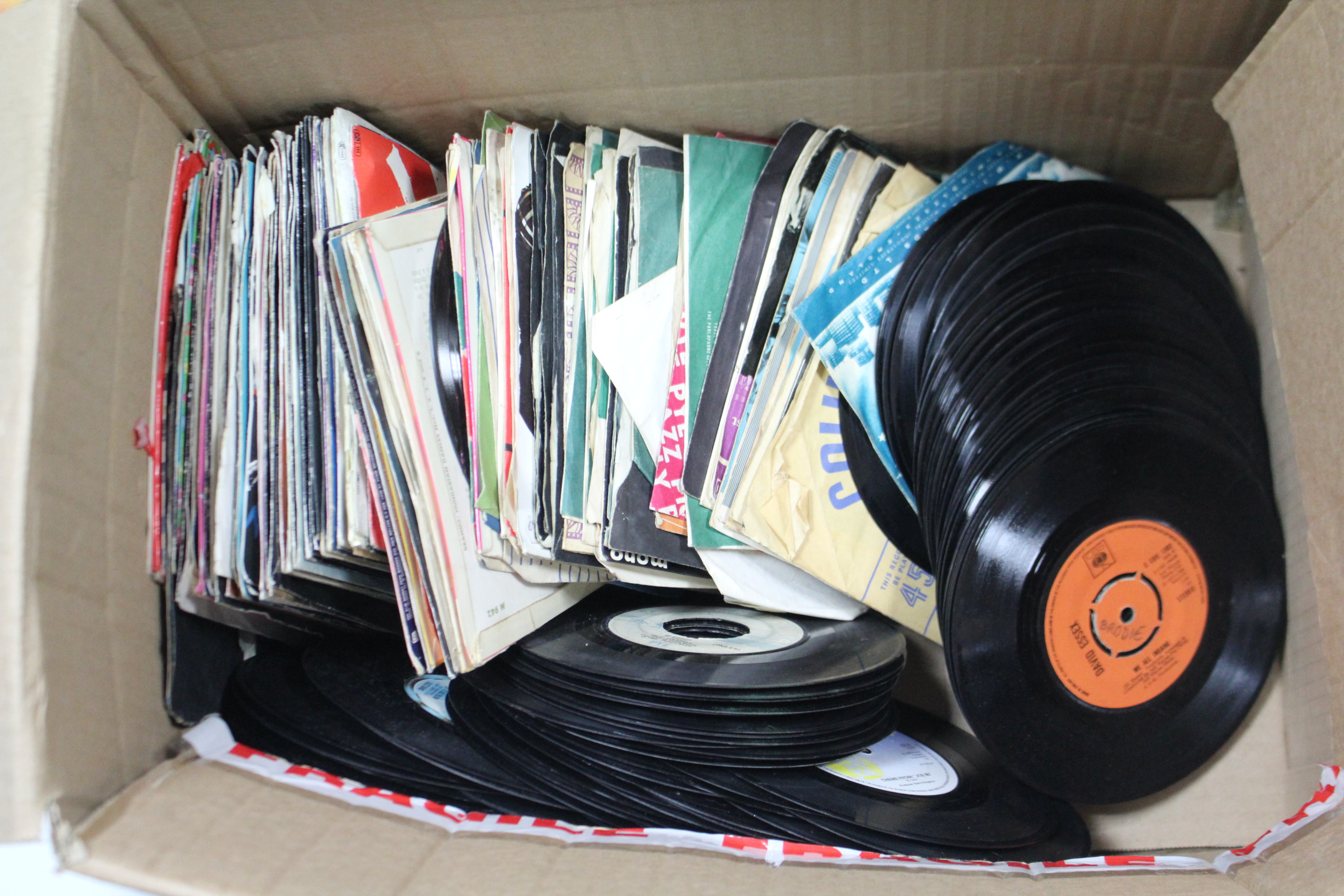 Approximately four hundred various records – pop music, etc. - Image 3 of 3