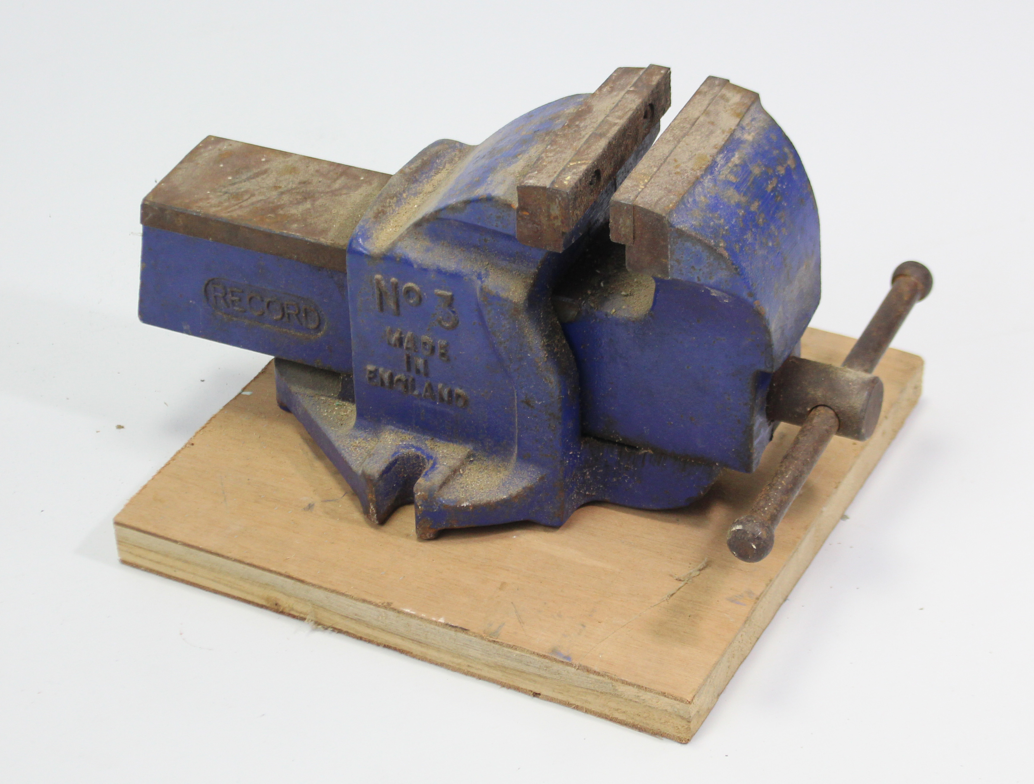 A Record “No 3” bench vice; & various modern pairs of door handles, etc.