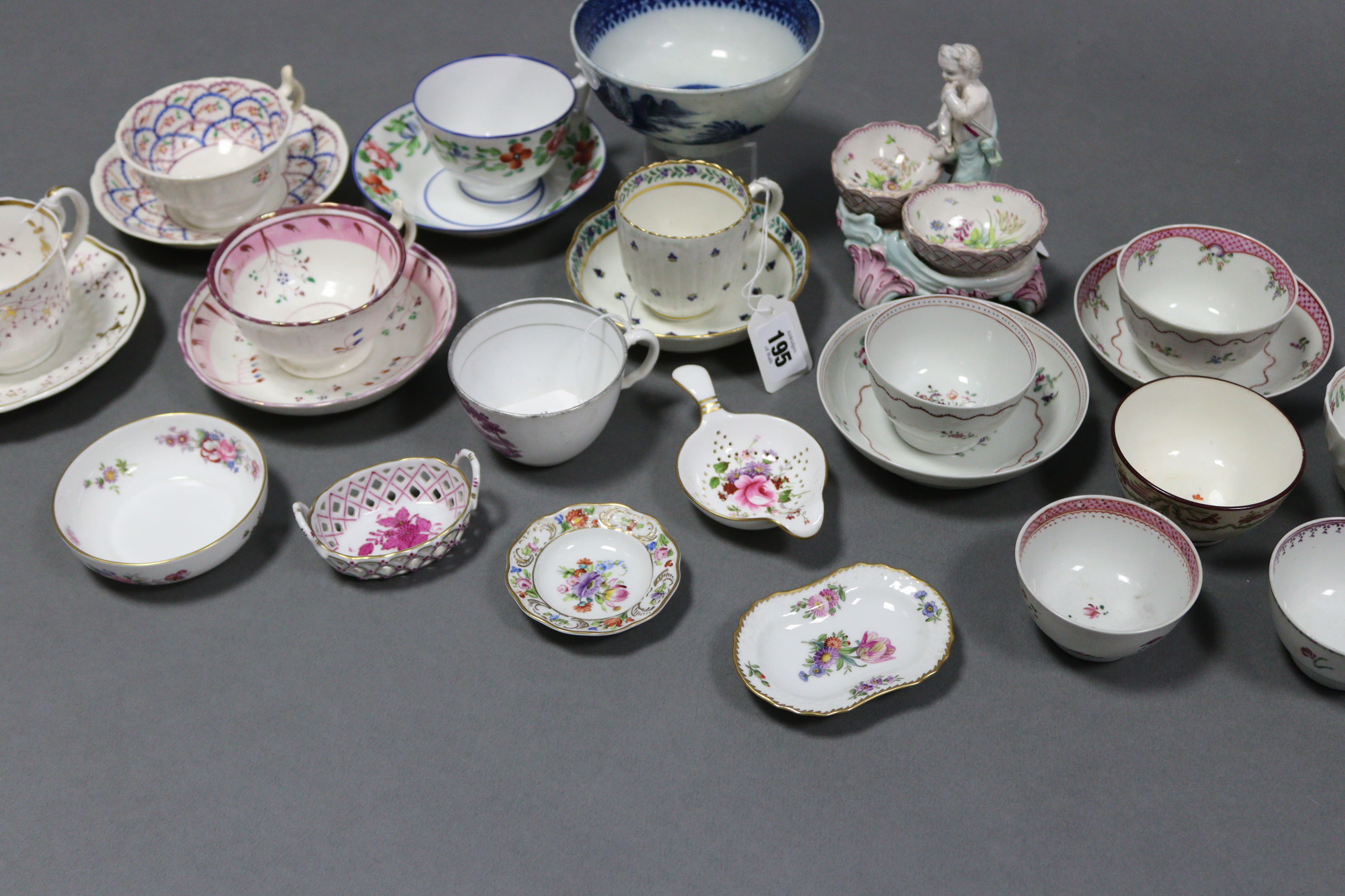 A late 18th century English porcelain fluted coffee cup & saucer; two ditto teabowls & saucers; four - Image 3 of 5