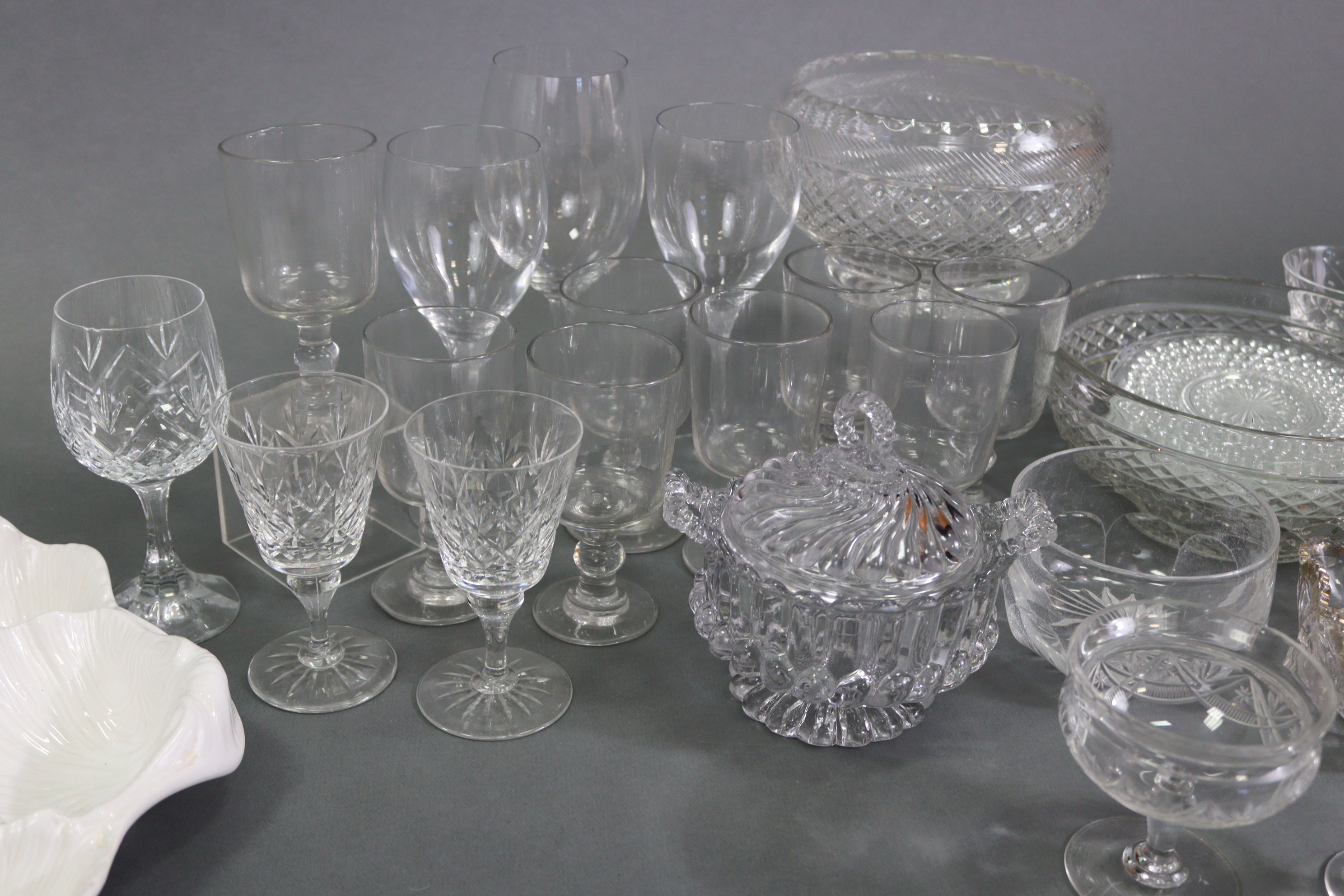 Various items of glassware, china, studio pottery, books, etc. - Image 7 of 13