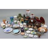 Various items of decorative china, pottery, glassware, etc., part w.a.f.