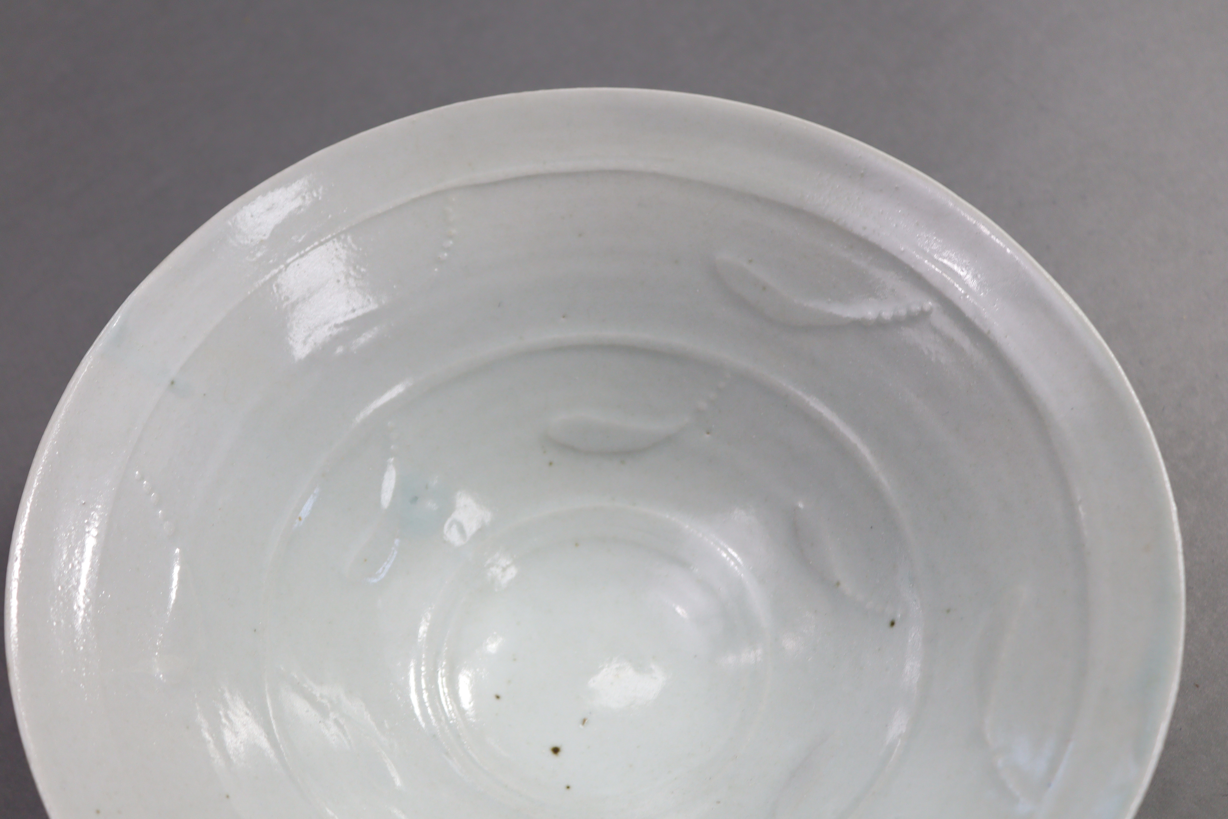 DAVID LEACH (1911-2005). A finely potted porcelain bowl of off-white glaze, with funnel-shaped - Image 5 of 6