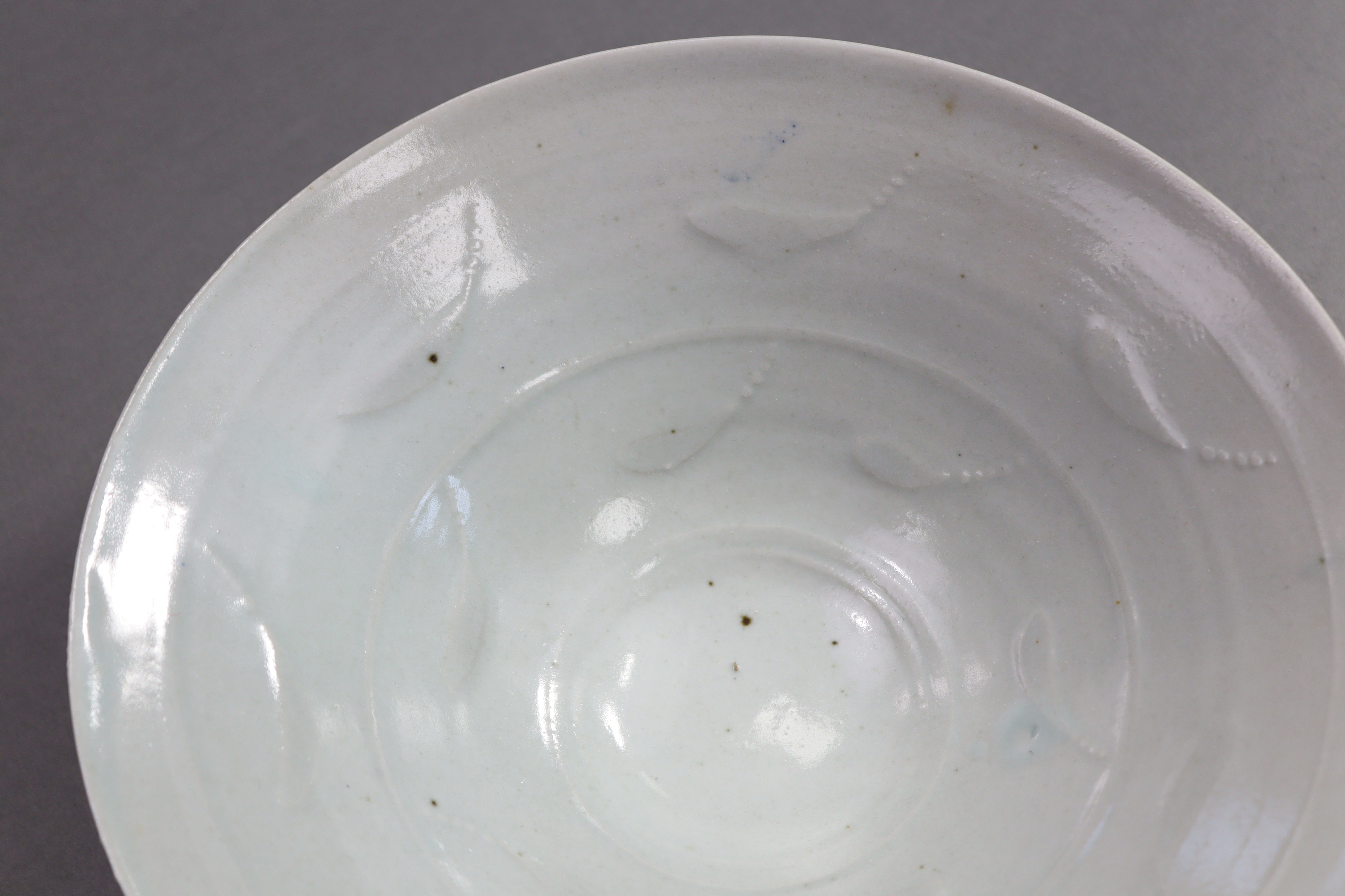 DAVID LEACH (1911-2005). A finely potted porcelain bowl of off-white glaze, with funnel-shaped - Image 4 of 6