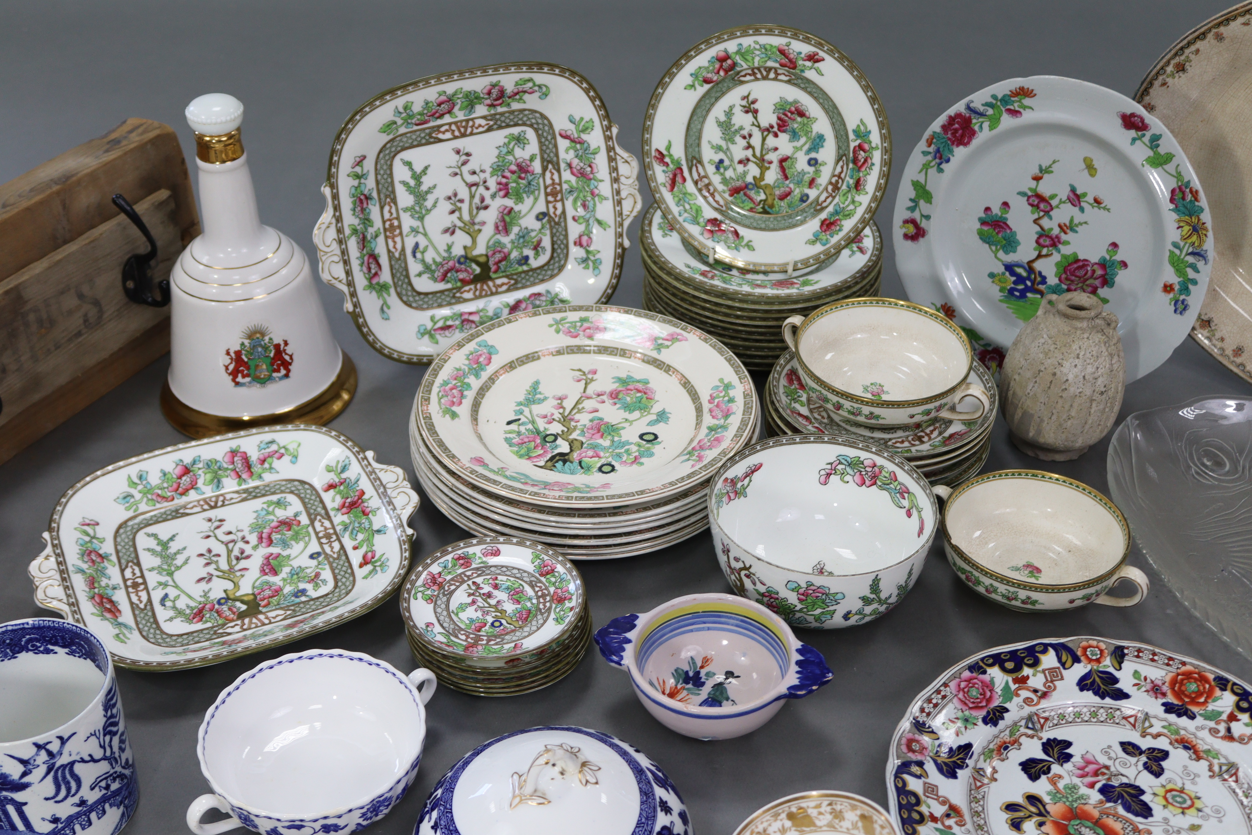 Thirty-five matched items of “Indian Tree” pattern dinner & tea ware; & sundry other items. - Image 2 of 12