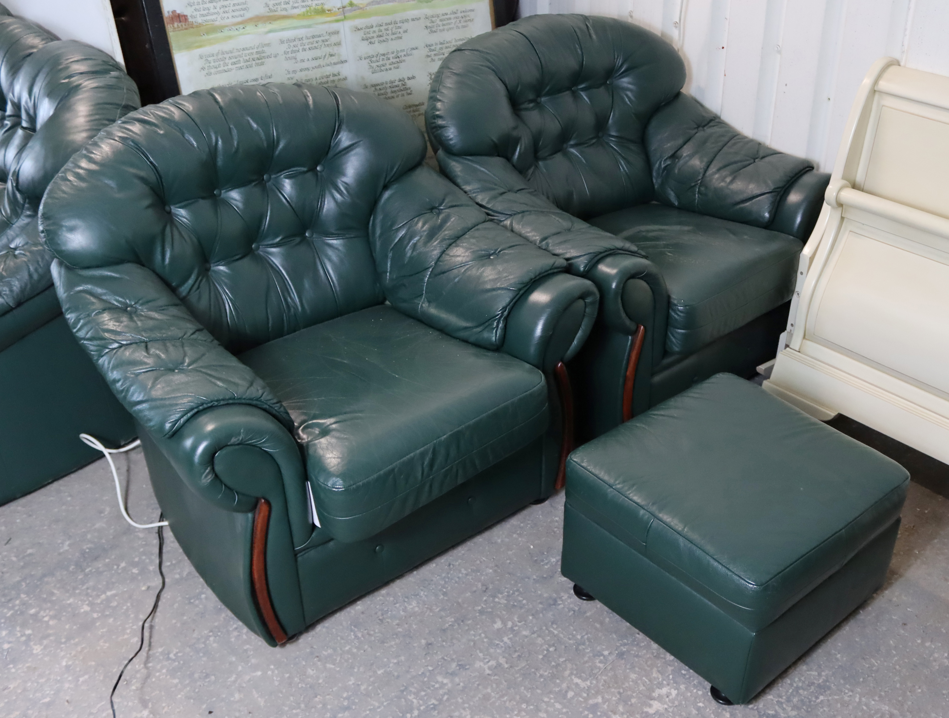 A green leather four-piece lounge suite comprising a three-seater settee, 77” long, a pair of - Image 2 of 2