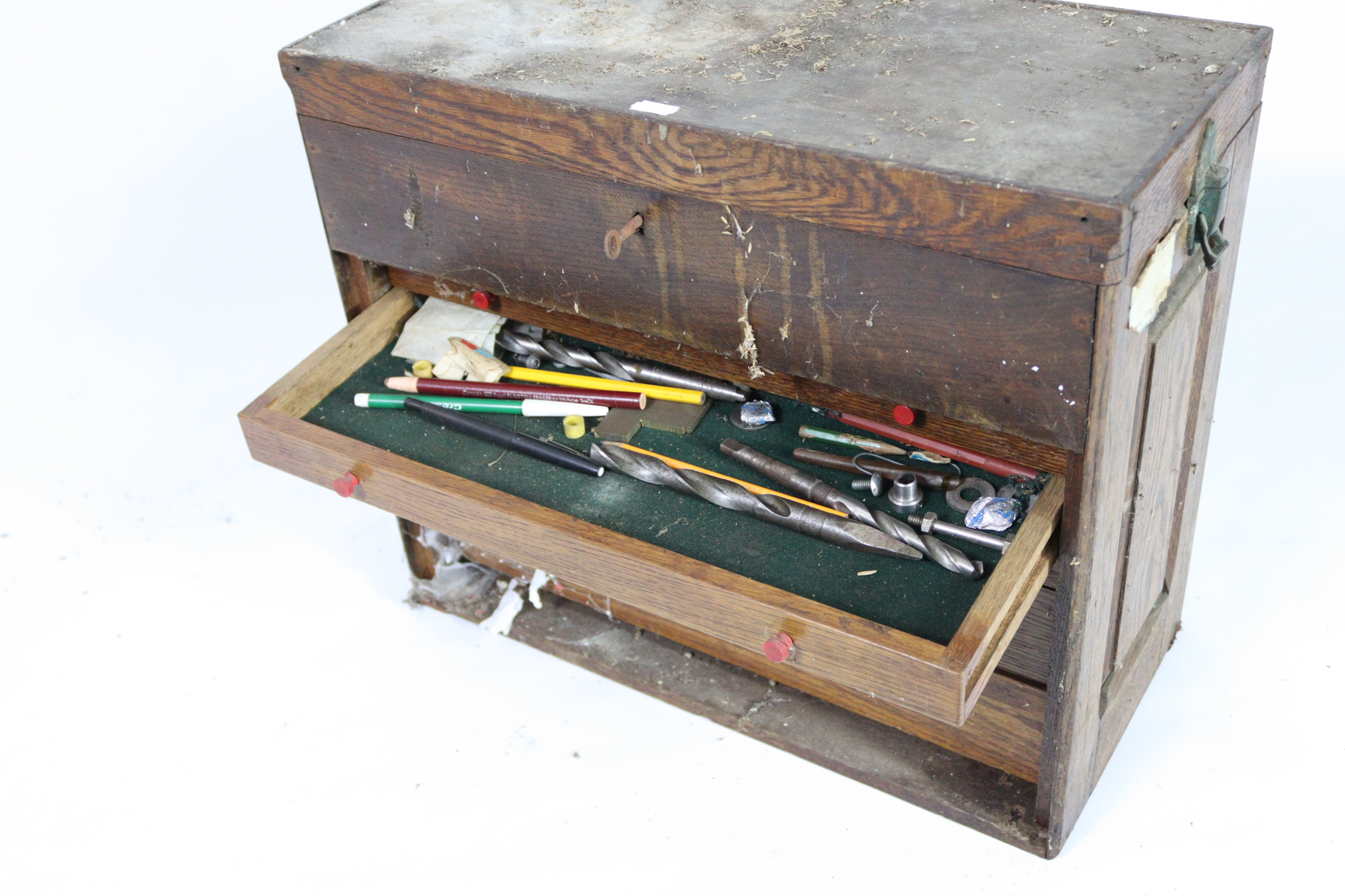 A collection of hand tools contained in two wooden boxes. - Image 6 of 7