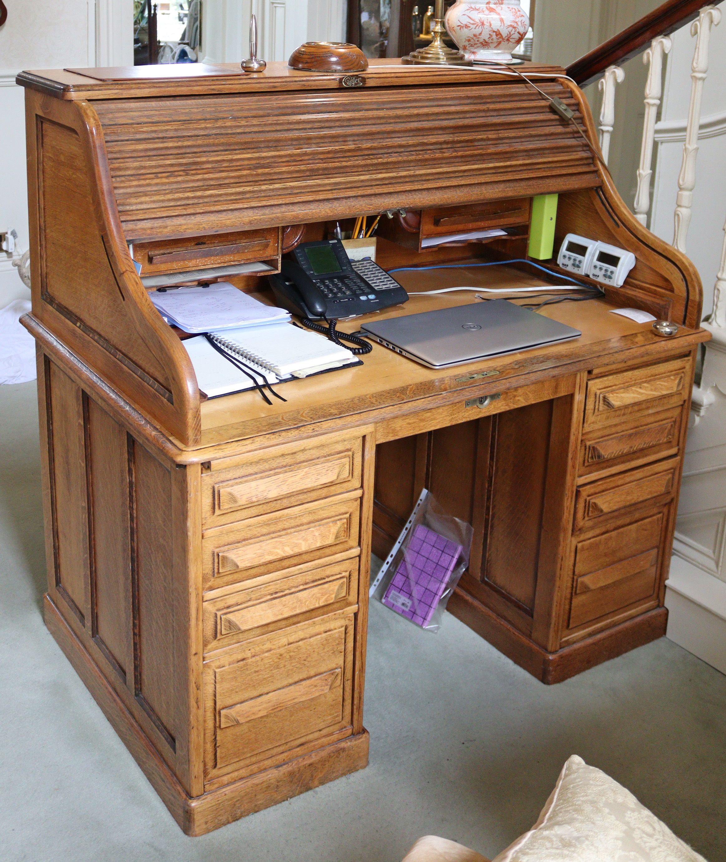 A late 19th/early 20th century Cutler oak roll-top desk with fitted interior enclosed by tambour - Image 3 of 3