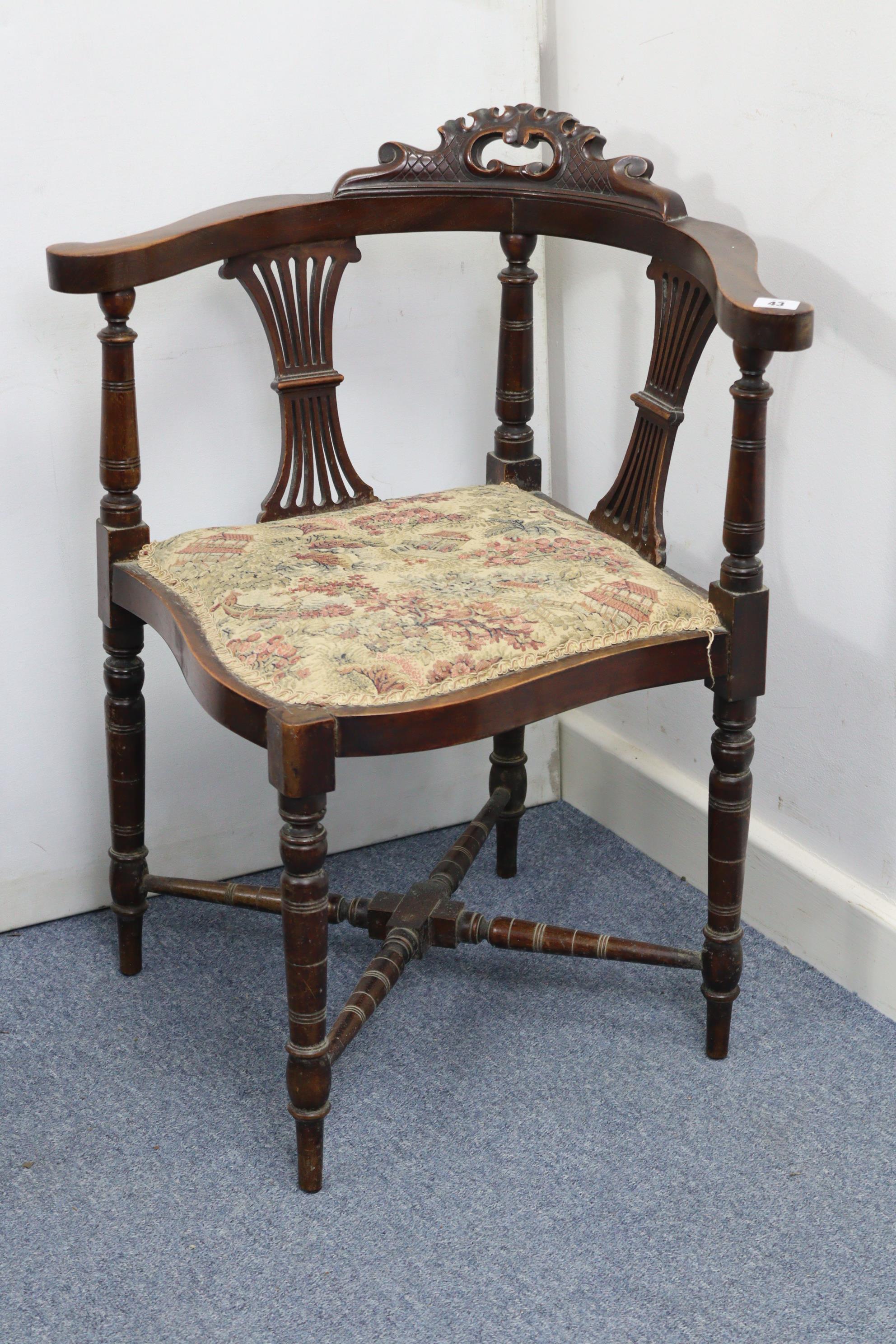 A late Victorian carved mahogany splat-back corner elbow chair with padded seat, & on ring-turned - Image 2 of 4