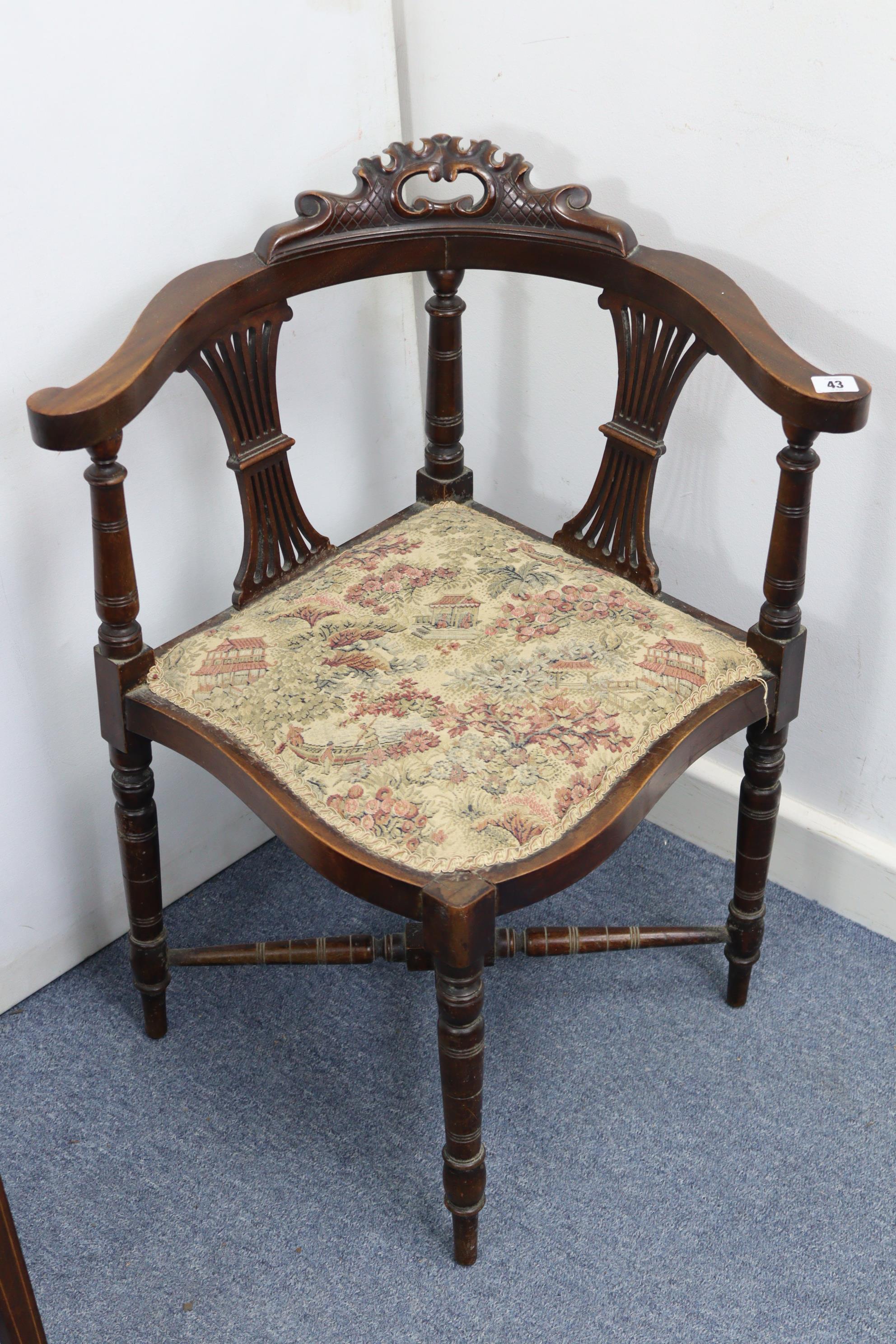 A late Victorian carved mahogany splat-back corner elbow chair with padded seat, & on ring-turned - Image 3 of 4