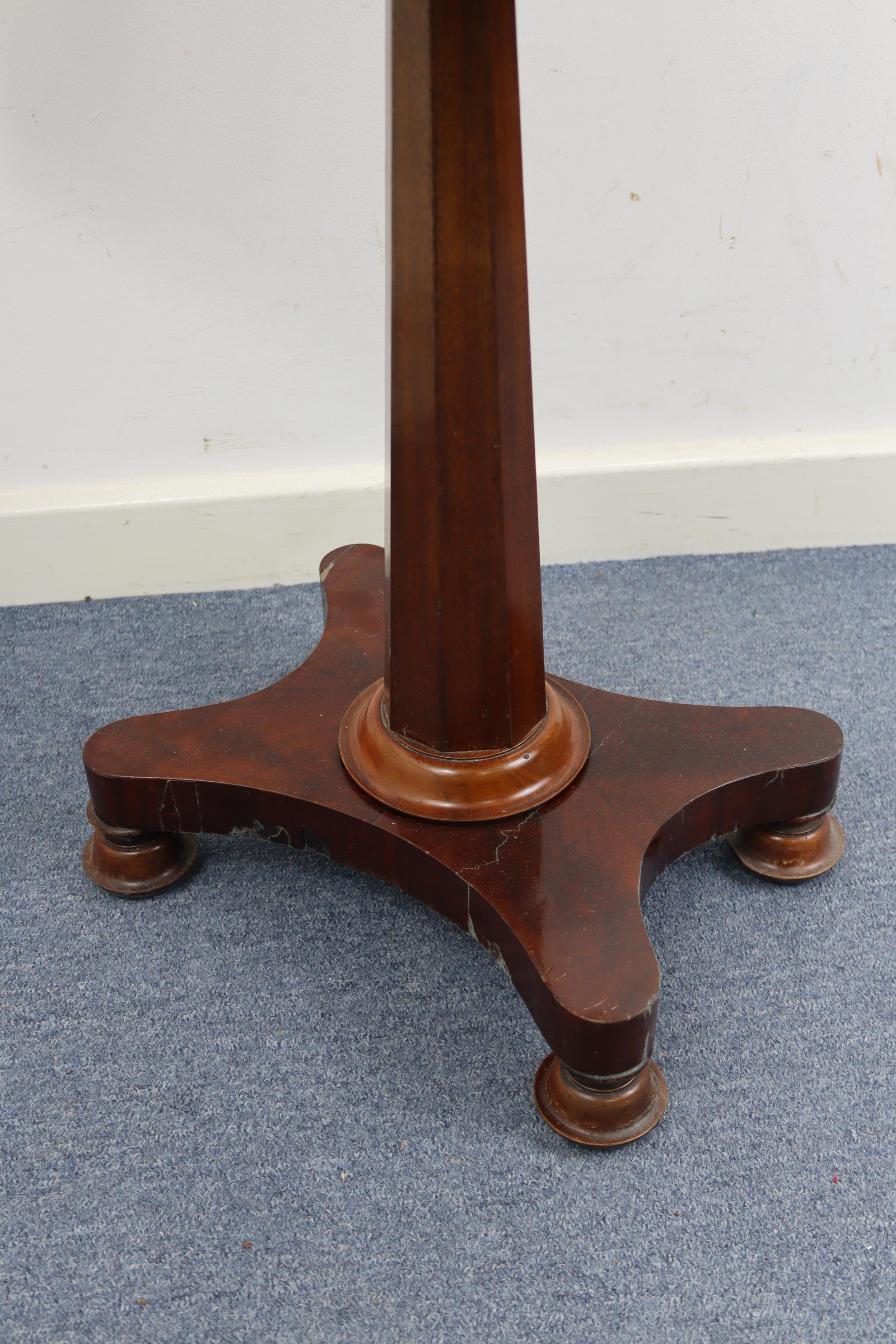 A Victorian mahogany work table, with moulded edge to the rectangular top, fitted frieze drawer & on - Image 4 of 6