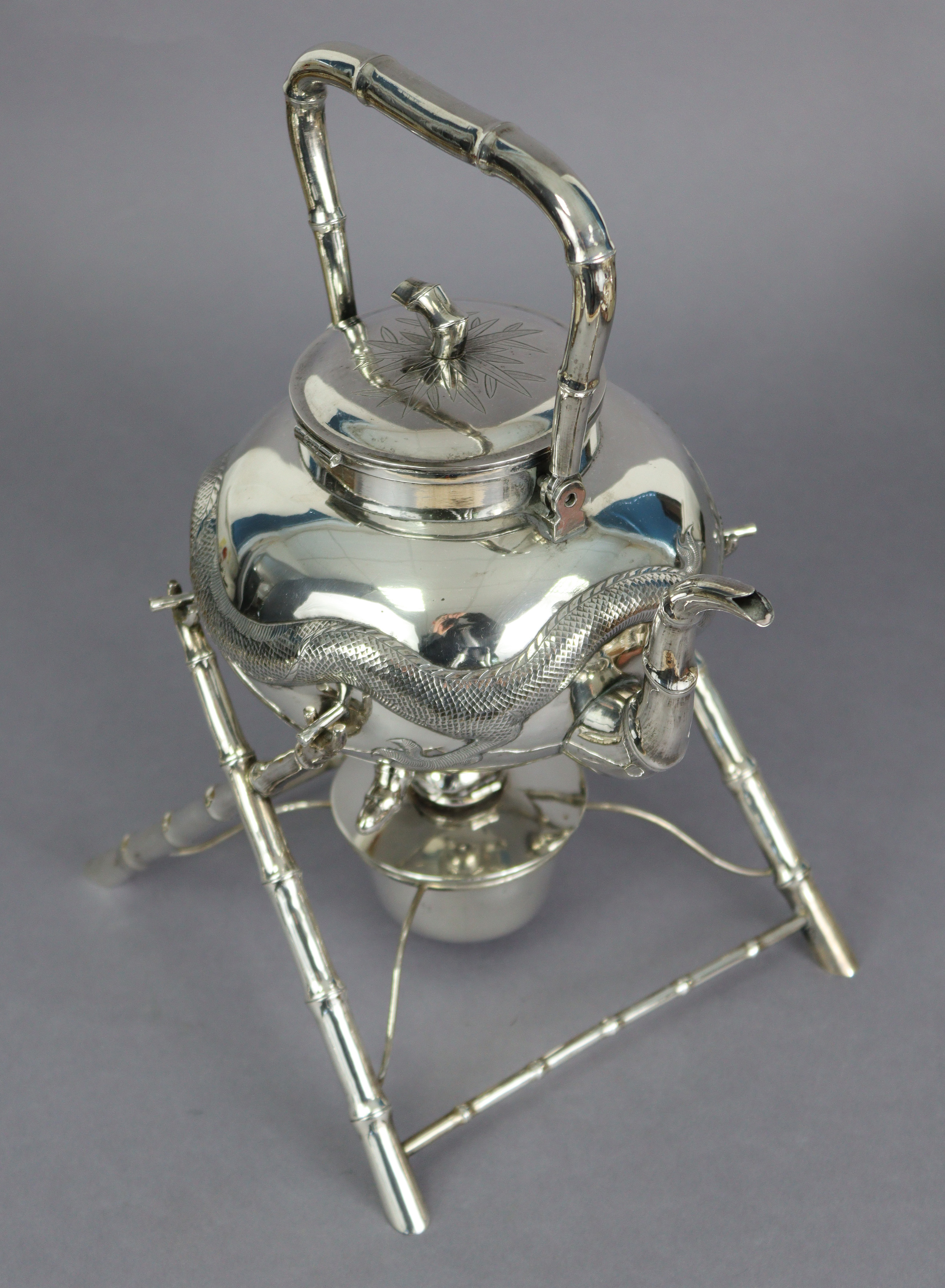 A CHINESE SILVER TEA KETTLE by KWONG MAN SHING, of compressed round form, embossed with an - Image 4 of 7