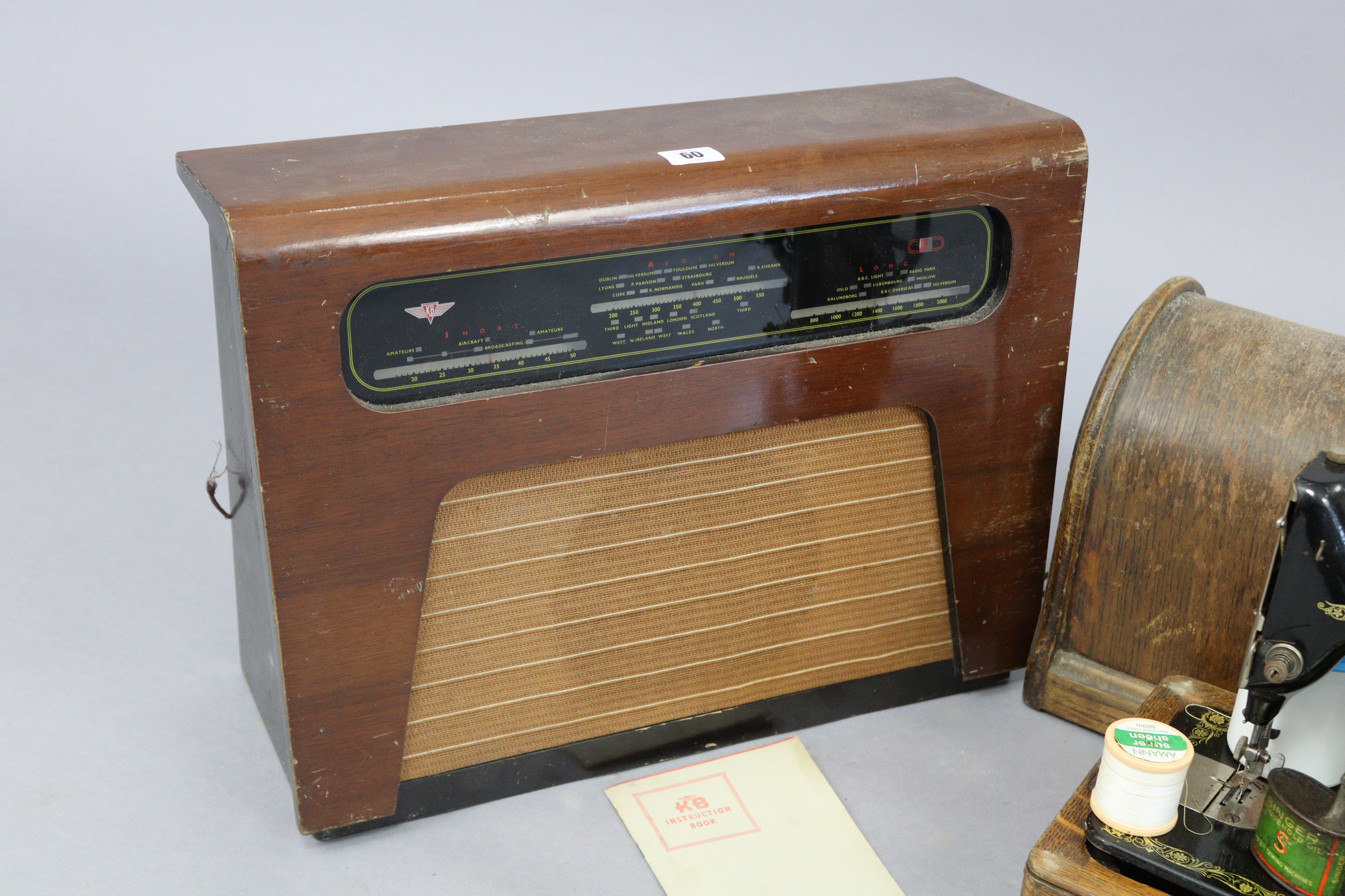 A Kolster – Brandes valve radio in walnut case; & a Singer hand sewing machine with oak case. - Image 3 of 3