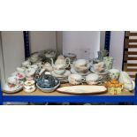 Various items of decorative china, pottery, glassware, etc, part w.a.f.