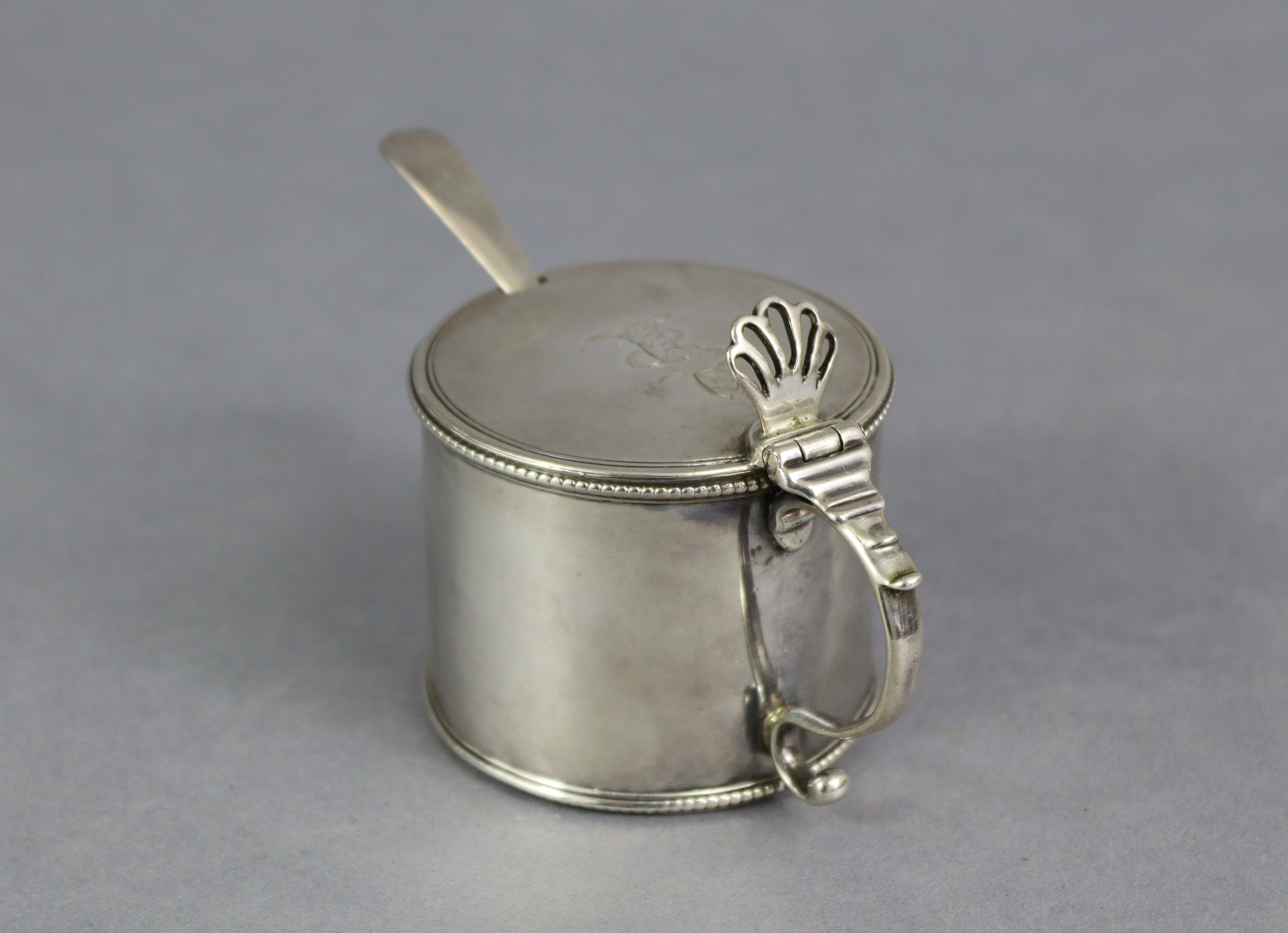 A George III silver drum-shaped mustard pot with pierced shell thumb-piece to the flat hinged lid, - Image 2 of 6